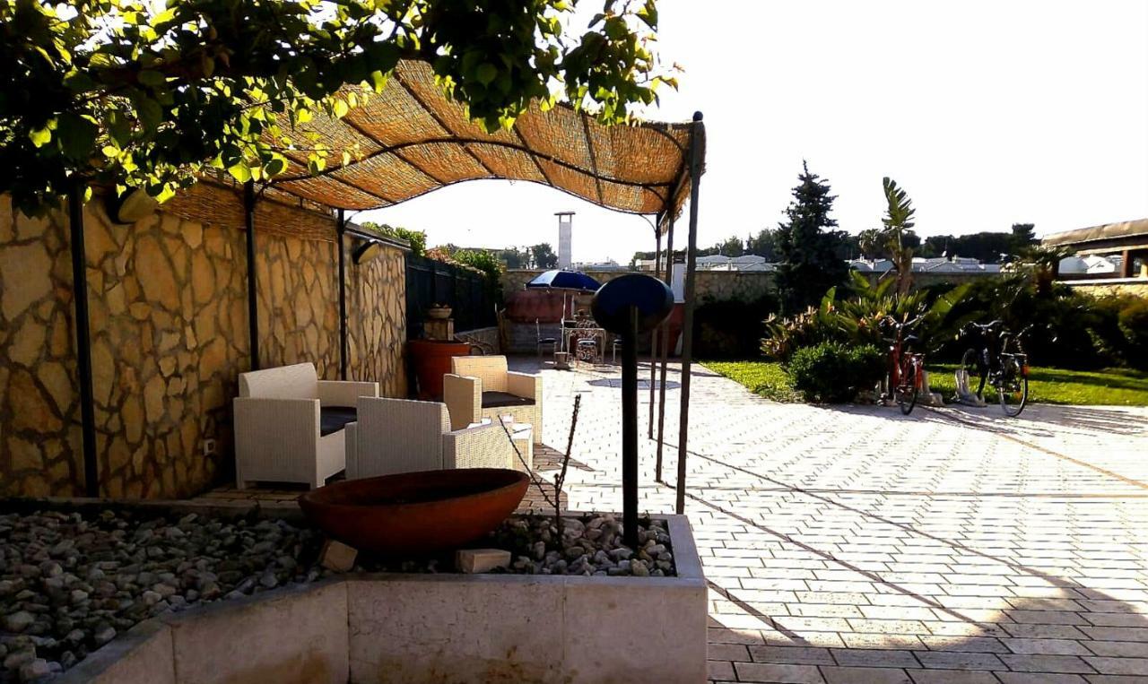 Villa Amelie  Bisceglie Exterior foto